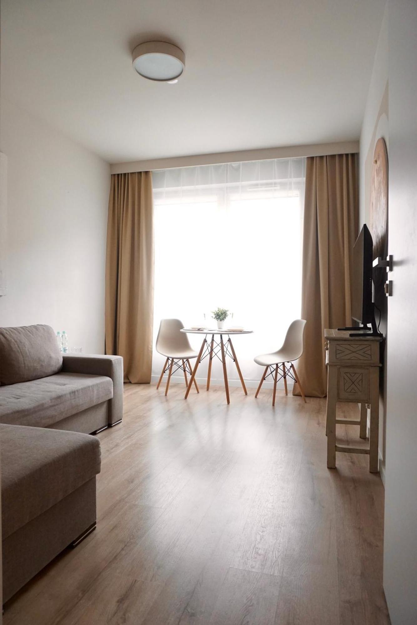 Komputerowa Apartments Airport And Business District 华沙 外观 照片